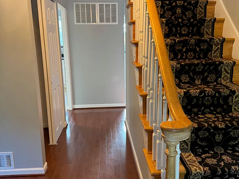 2428 Drexel St — Photo 30