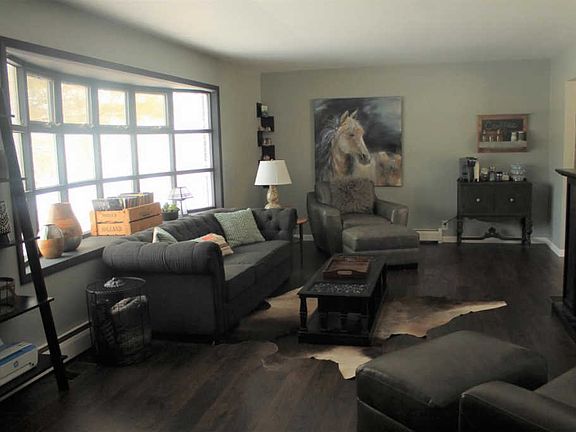 2nd image of 11429 W 121st Pl