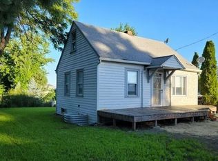 605 W Whitman Dr, College Place, WA 99324