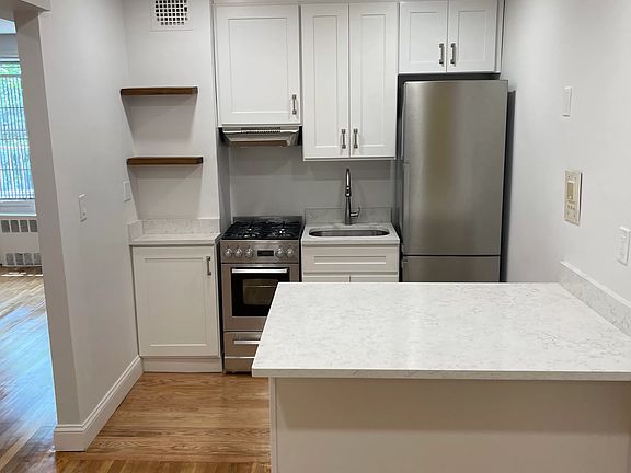 5th image of 74-45 Yellowstone Blvd #4J