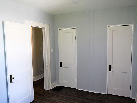 5th image of 586 Olive St