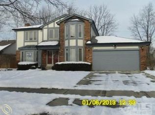 14359 Drumright Dr, Sterling Heights, MI 48313
