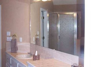 11840 SW 1st St, Yukon, OK 73099