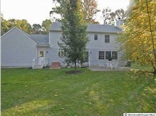 241 Middletown Lincroft Rd, Lincroft, NJ