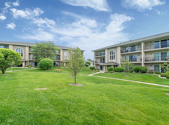 2nd image of 17727 Bernard Dr APT 2C