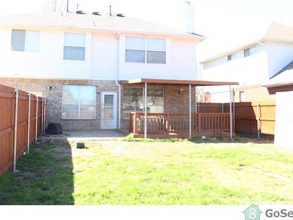 3rd image of 2410 Valley Creek Dr