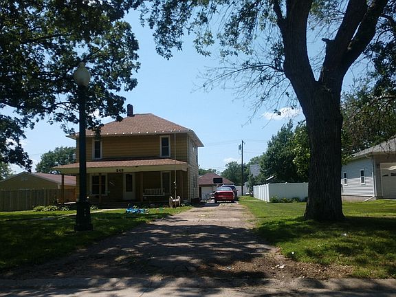 2nd image of 243 S 9th St