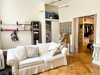 Rented by Living New York