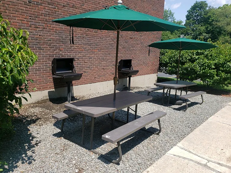 Coach House — Photo 13