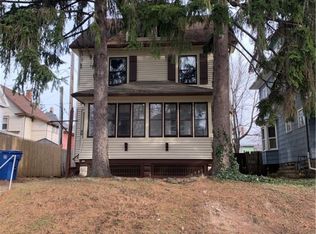 40 Iroquois St, Rochester, NY 14609
