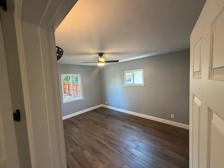 1308 W Jacaranda Pl — Photo 5