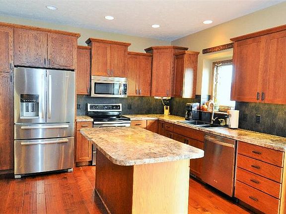 5th image of 8324 S 62nd St
