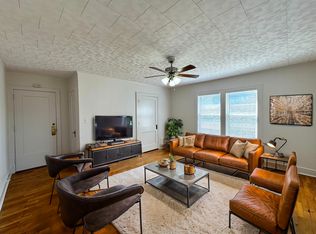 1319 Grand Ave APT 201, Saint Paul, MN 55105