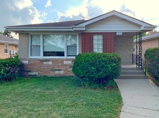 7614 N Neva Ave, Niles, IL 60714