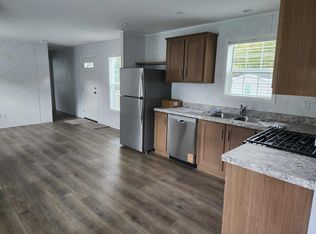 32 Cassie Lane, Bennington, VT 05201