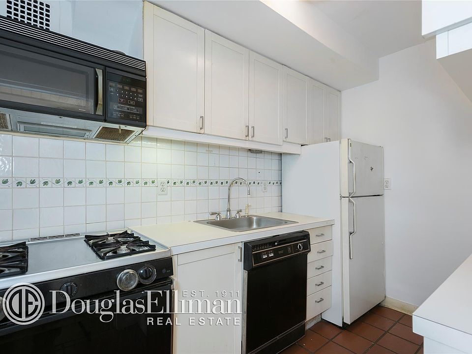 1st image of 130 E 18th St APT 14N