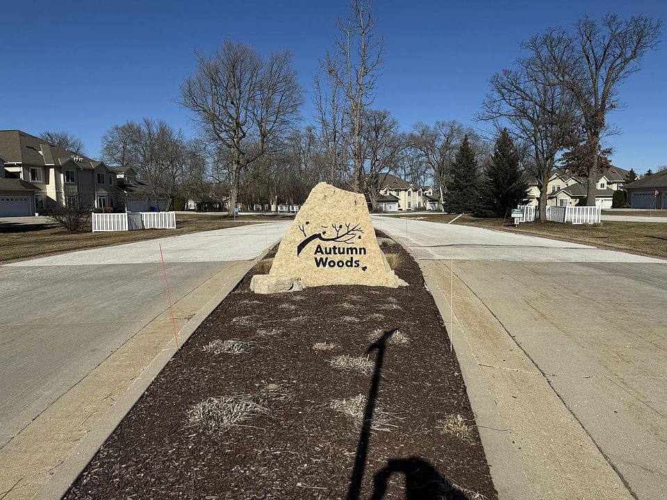 W397N5921 Autumn Woods DRIVE, Oconomowoc, WI 53066 Zillow