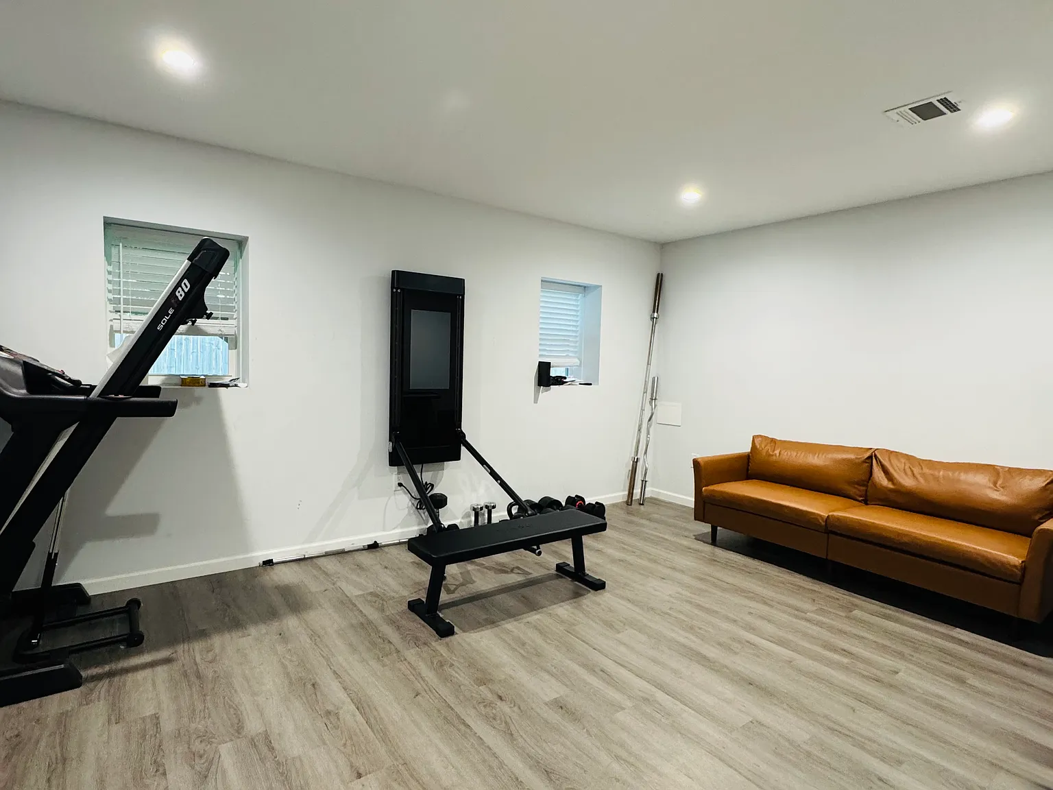 3 bed, $4,250 — Photo 3