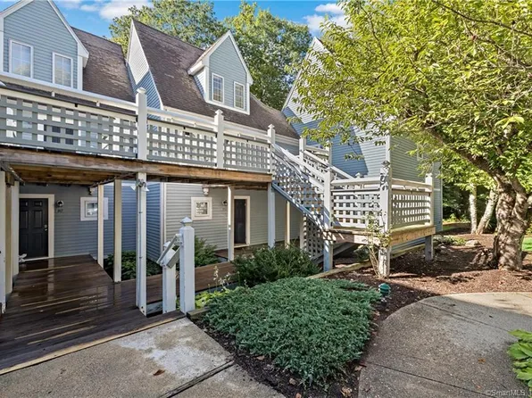 723 Old Pond Lane #723, Norwich, CT 06360