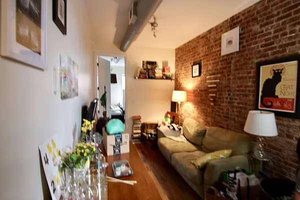 Rented by Lucky Apt Inc | media 12