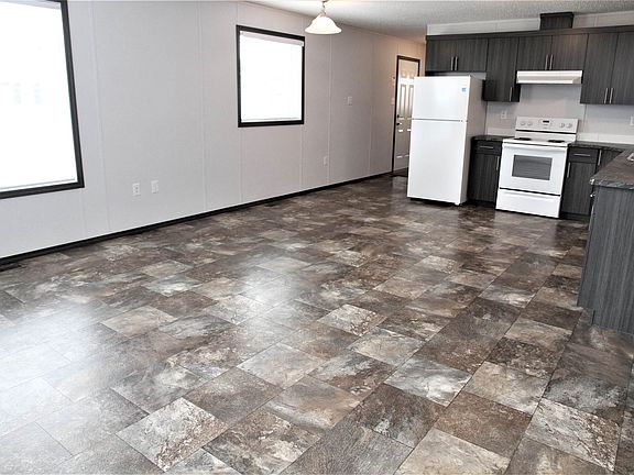 5th image of 10487 103rd St