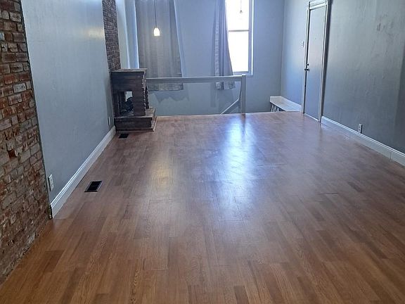 3rd image of 1821 S 7th St #1