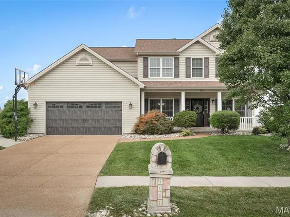 1001 Summersweet Dr, Saint Peters, MO 63376