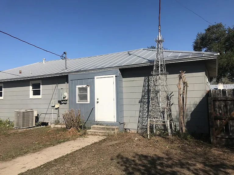 600 E Alexander St — Photo 10
