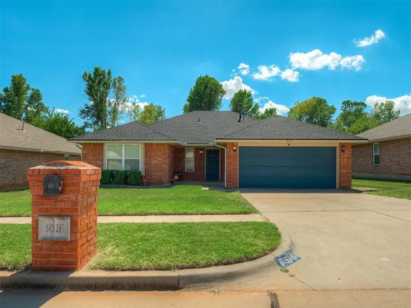 9316 Peachtree Ln, Midwest City, OK 73130