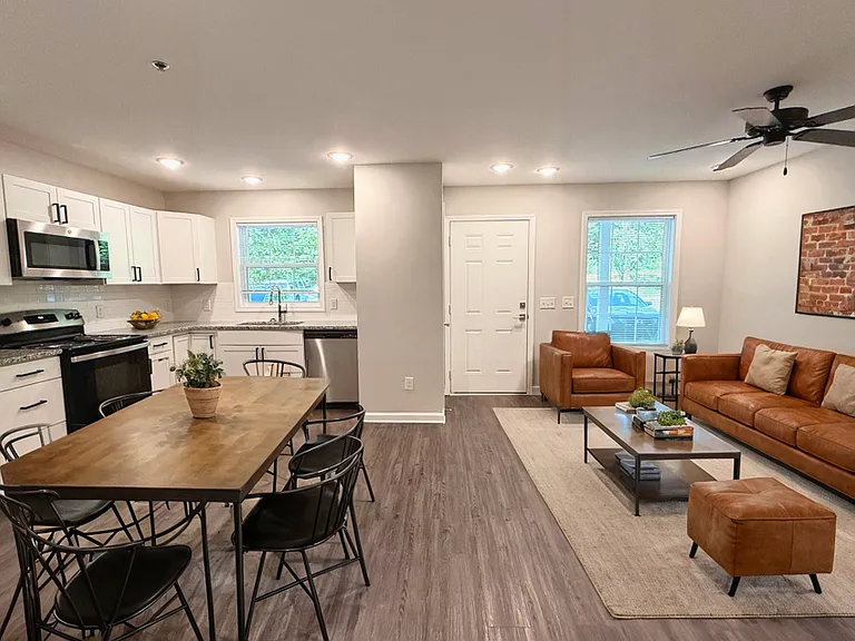 Lofts at Mill Creek Apartments — Photo 8