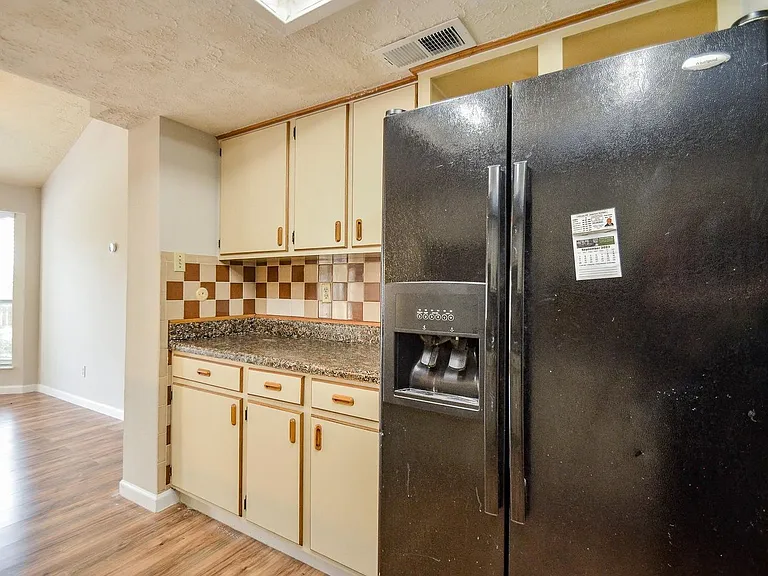7623 Kite Hill Dr — Photo 14