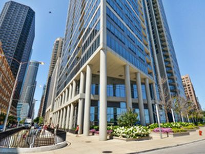 600 N Lake Shore Dr APT 3303, Chicago, IL, 60611
