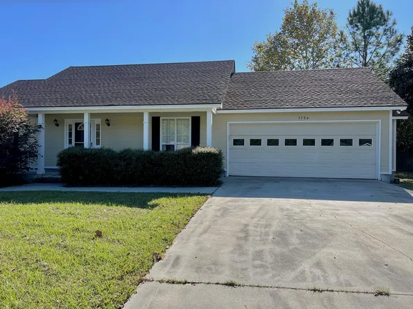3786 Ridgemere Dr, Valdosta, GA 31605