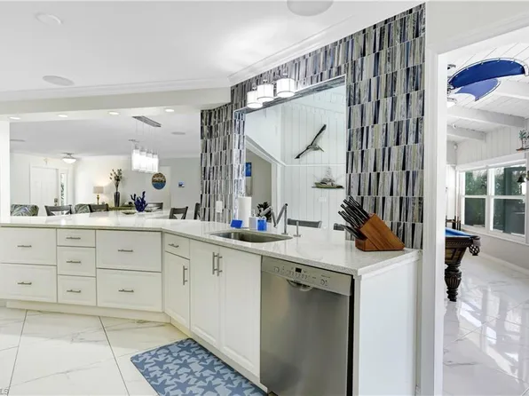 211 6th ST, BONITA SPRINGS, FL 34134