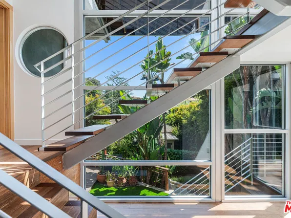 10336 Monte Mar Dr, Los Angeles, CA 90064