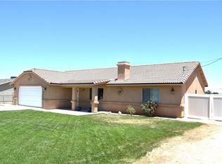 8065 Oxford Ave, Hesperia, CA 92345