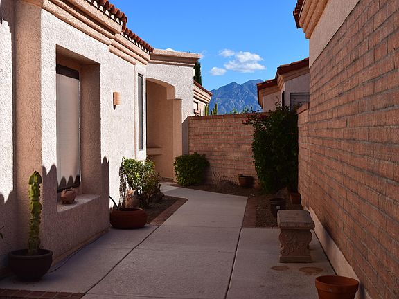 5th image of 4115 S Constancia Ct