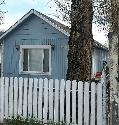 1st image of 759 Pine St