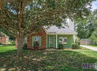 32503 Magnolia Ct, Denham Springs, LA 70706