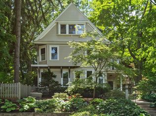 150 Newtonville Ave, Newton, MA 02458