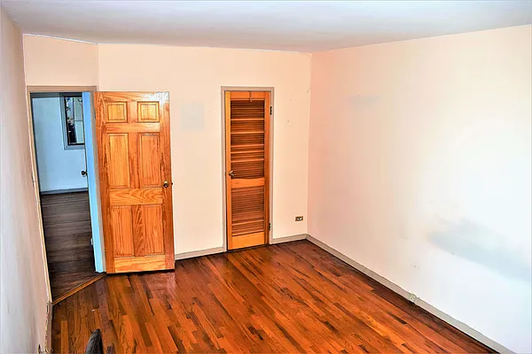 Sold by Lori Lewis, LREB | media 6