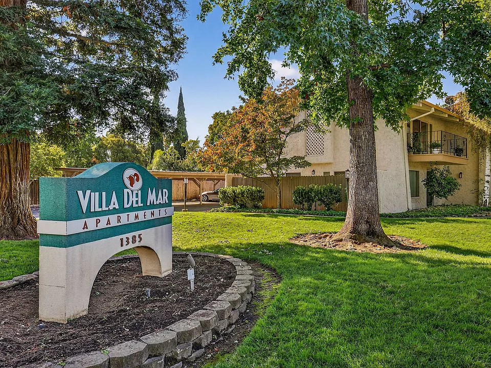 Villa Del Mar Apartments