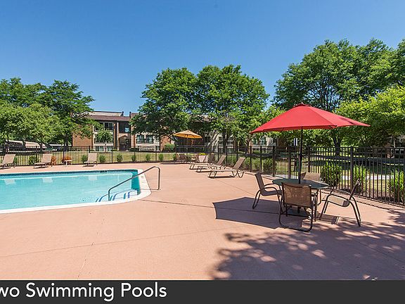 4th image of 2163 Glencoe Hills Dr APT 301