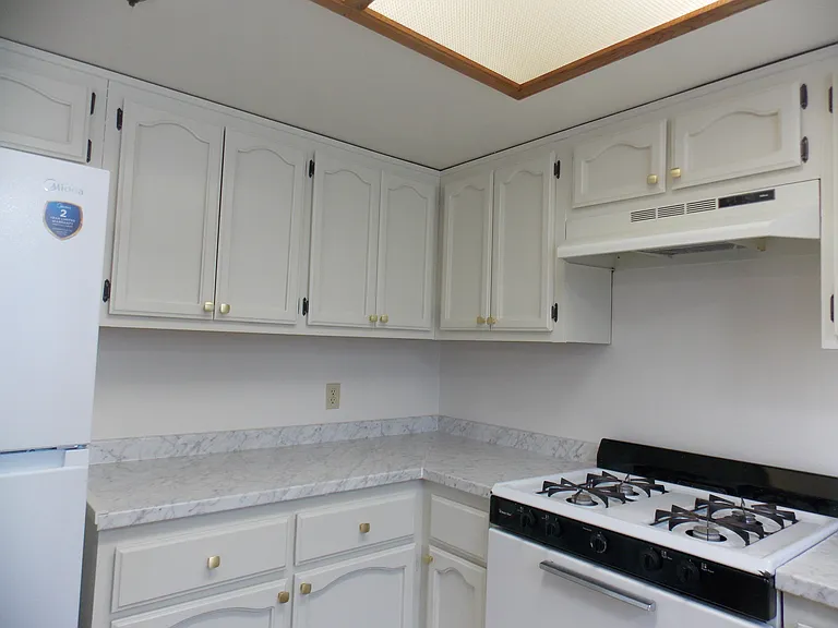 620 S Sierra Vista Ave #620B — Photo 8