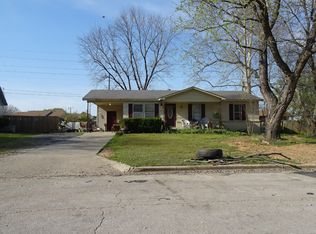 104 Blueberry Ln SW, Decatur, AL 35601