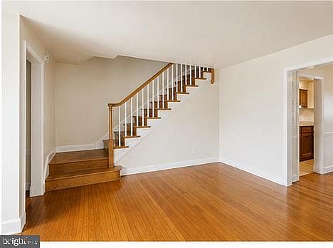 4th image of 1504 Burnwood Rd