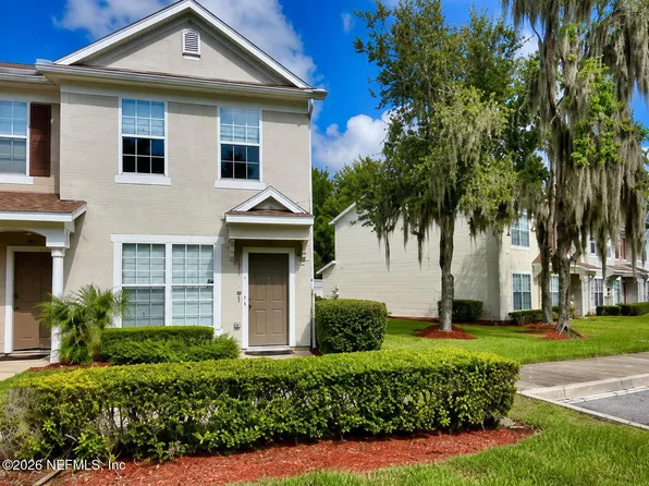 3563 Twisted Tree Ln, Jacksonville, FL 32216