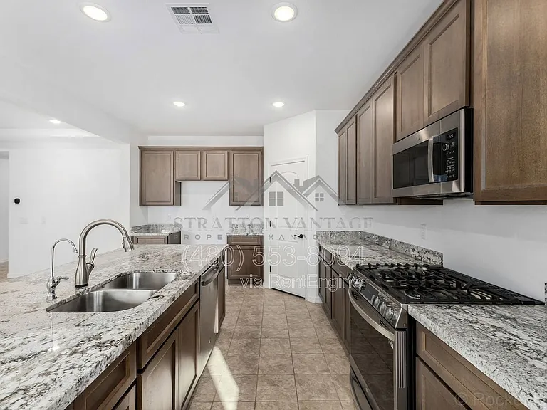 4394 N 197th Dr — Photo 15