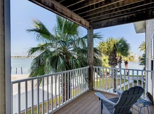28 Sandollar St #C2, Rockport, TX 78382
