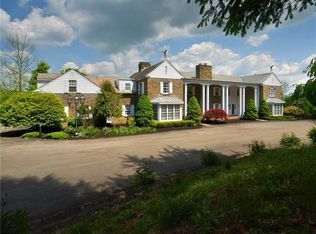 110 Fairview School Rd, Ligonier, PA 15658